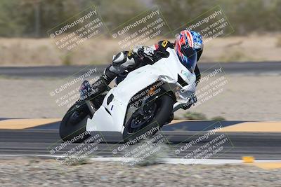 media/Oct-30-2025-Racers Edge (Thu) [[dabbdaf680]]/2-A Group/Session 5 (Turn 6)/